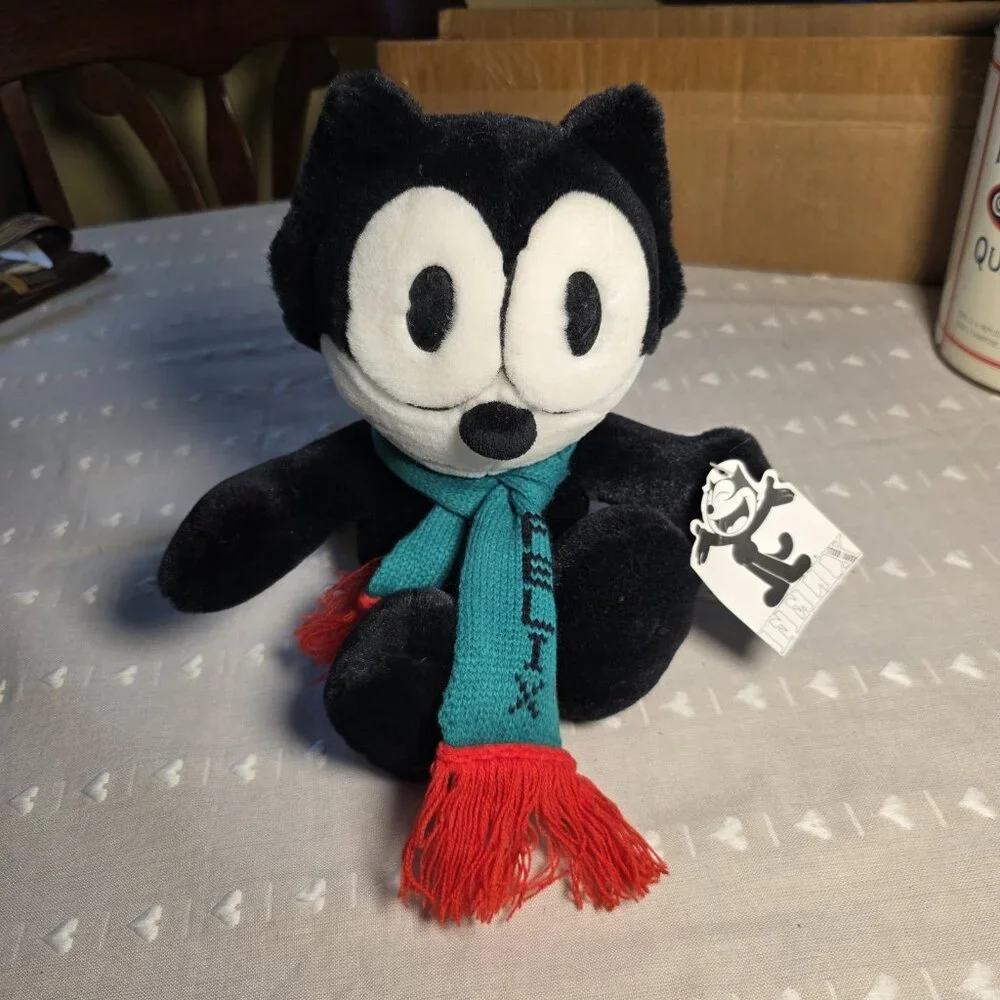VTG Felix The Cat w/Green Felix Scarf Commonwealth Plush 10